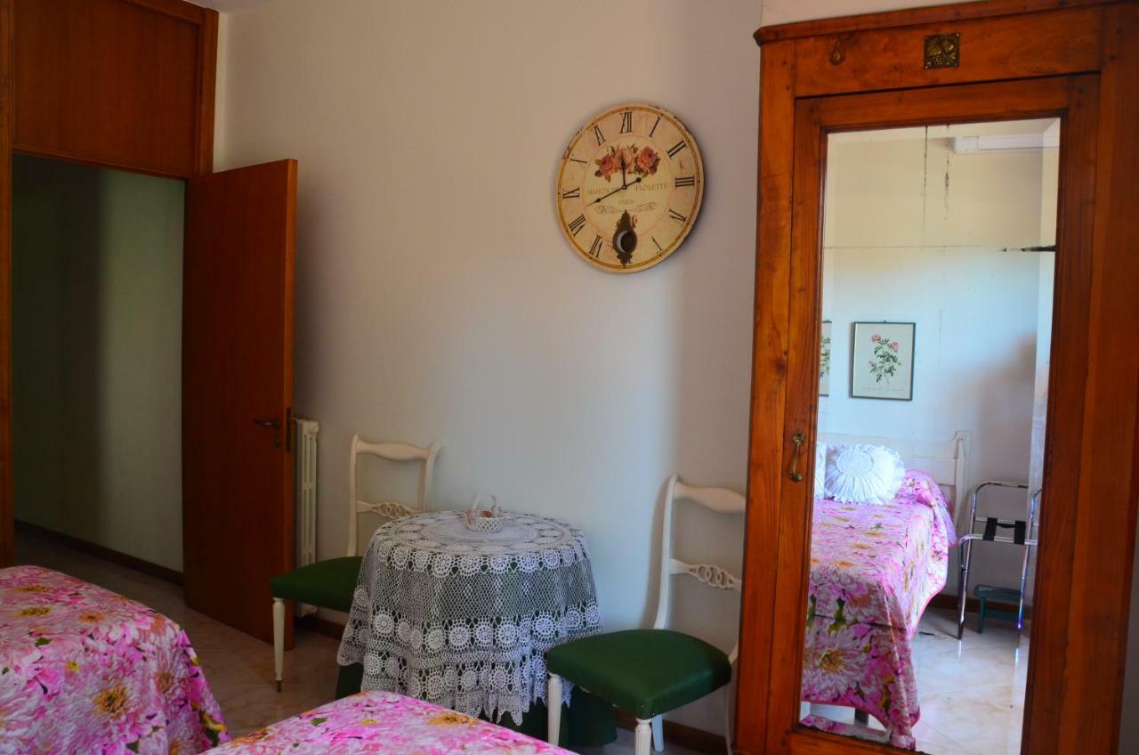 Appartamento Casa Fedora Lecce Esterno foto