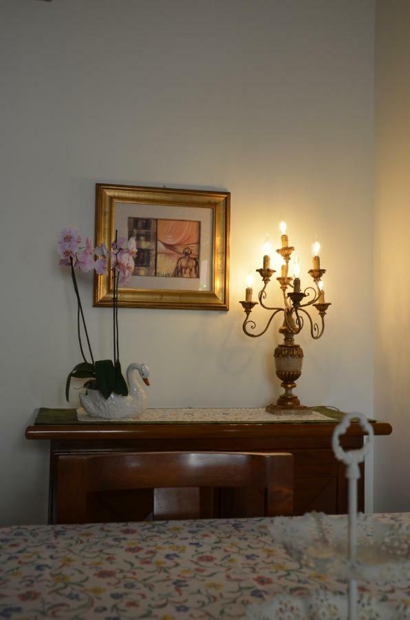 Appartamento Casa Fedora Lecce Esterno foto