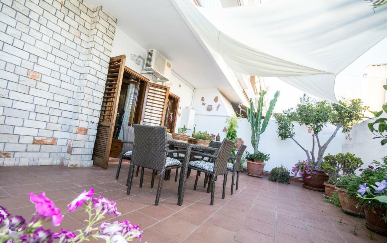 Appartamento Casa Fedora Lecce Esterno foto