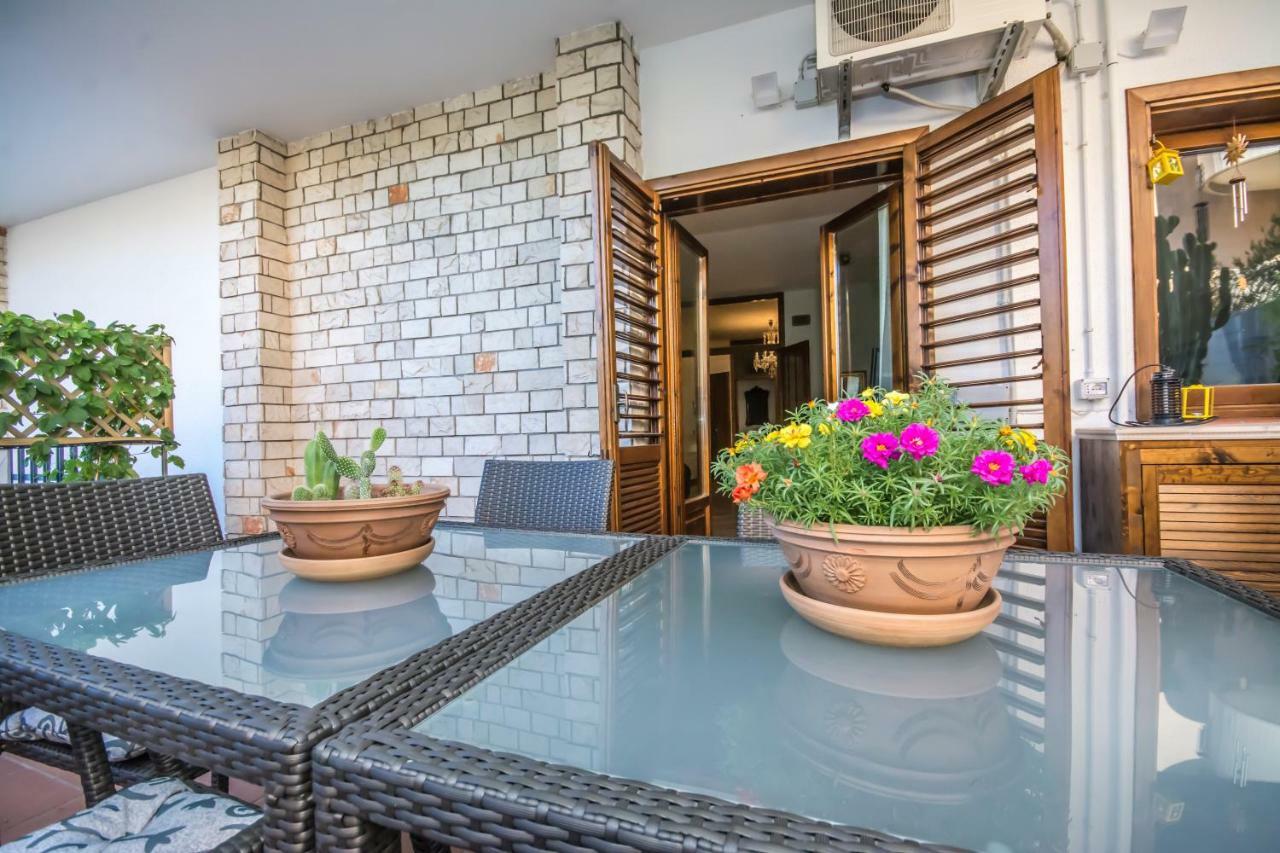 Appartamento Casa Fedora Lecce Esterno foto